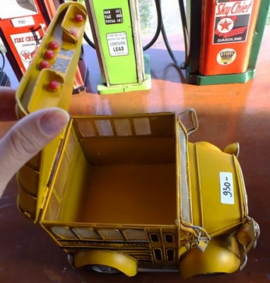 ขออนุญาตขายโมเดลเหล็กรถคลาสสิคน่าสะสม