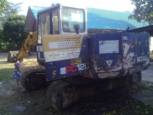 ***ขายแล้วครับขอบคุณ Truck2hand ขาย แบคโฮ KOMATSU PC120-5 เครื่องเดิมปั๊มเดิม ช่วงล่างแน่น เอวดี บูมอาร์ดีไม่ปะ ทำงานปกติ ไม่โหลด โรลเลอร์ใหม่ พร้อมใช้ พร้อมลุยงาน เอกสารสัญญาซื้อขาย ราคาต่อรองได้เด้อ พี่น้องครับ