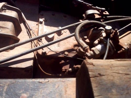 รถมิตซู 10 ล้อดั้ม 220 แรงม้า. สนใจติดต่อ 081 - 6079515