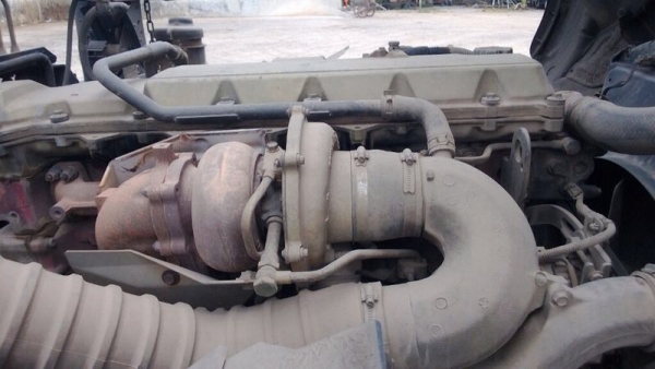 รถฮีโน่ 10 ล้อ หัวลาก 260 แรงม้า. ปี 49  ( ขายเฉพาะหัว ) ( รถวิ่ง 3xx,xxx กว่า กม. )  สนใจติดต่อ  081 - 6079515