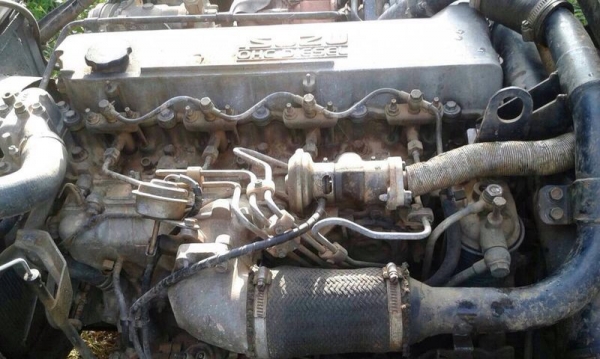 รถอีซูซุ 6 ล้อดั้ม 130 แรงม้า. ปี 48  สนใจติดต่อ 081 - 6079515