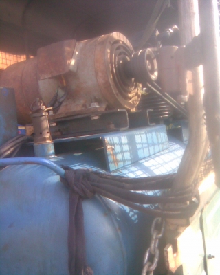 ปั้มลมพูมาตัวใหญ่ 186 ลิตร ปั้มลมพูมาตัวใหญ่ 186 ลิตร