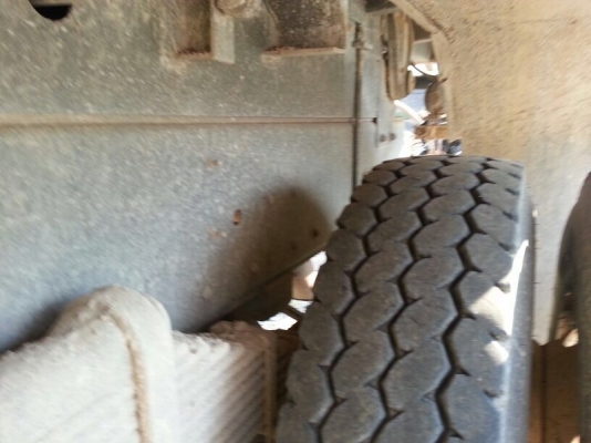 รถอีซูซุ 10 ล้อดั้ม 360 แรงม้า ปี 54. ( ขายแม่ , ลูก )  ( รถวิ่ง 15x,xxx กม. )  สนใจติดต่อ  081 - 6079515