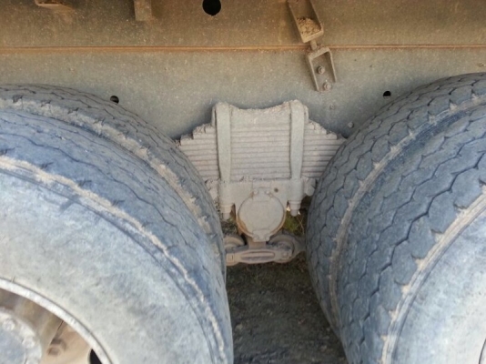 รถอีซูซุ 10 ล้อดั้ม 360 แรงม้า ปี 54. ( ขายแม่ , ลูก )  ( รถวิ่ง 15x,xxx กม. )  สนใจติดต่อ  081 - 6079515