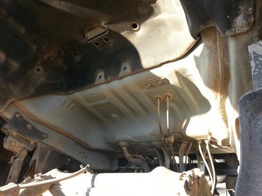 รถอีซูซุ 10 ล้อดั้ม 360 แรงม้า ปี 54. ( ขายแม่ , ลูก )  ( รถวิ่ง 15x,xxx กม. )  สนใจติดต่อ  081 - 6079515