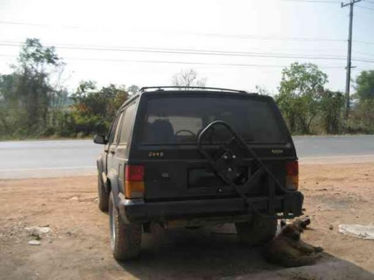 JEEP CHEROKEE 100,000 ขับสี่ขับสองได้