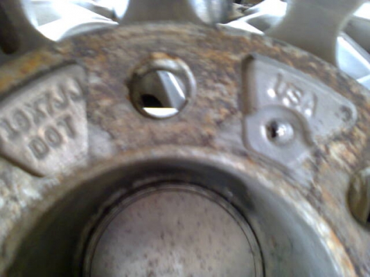 USA 16X7 ET38 6/139 ฝาครบแม็กแท้น้ำหนักเบามาก (ไม่เคยใช้งานในไทย)