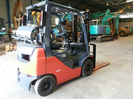 รถฟอร์คลิฟท์ ขนาด 1.5ตัน Toyota รุ่น: 02-8FGL15 ซีเรียล:8FGL18-33498 ปี:2012 ชั่วโมง:184!! เหมือนไหม่