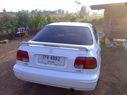 ###ลดด่วน####HONDA CIVIC 1998 1.6 AT สภาพพร้อมแต่งซื้อไปขี่อย่างเดียวคับ ราคาต่อรองได้