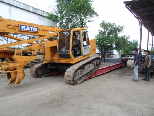 รถเจาะเสาเข็ม / รถตอกเสาเข็ม รถเจาะเสาเข็ม / รถตอกเสาเข็ม