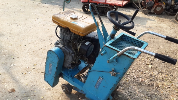 concrete cutter