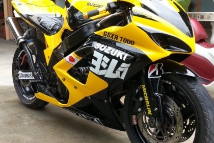มีบึ๊กไบท์ ZXR400 มาแลกแม็กสวยๆสักชุด ขอแม็กหน้า9หลัง10หรือใหญ่ก็เอาครับ มีบึ๊กไบท์ ZXR400 มาแลกแม็กสวยๆสักชุด ขอแม็กหน้า9หลัง10หรือใหญ่ก็เอาครับ