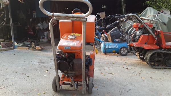 MIKASA concrete cutter