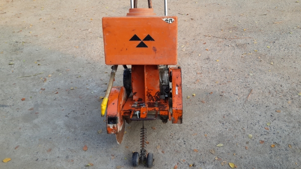 MIKASA concrete cutter