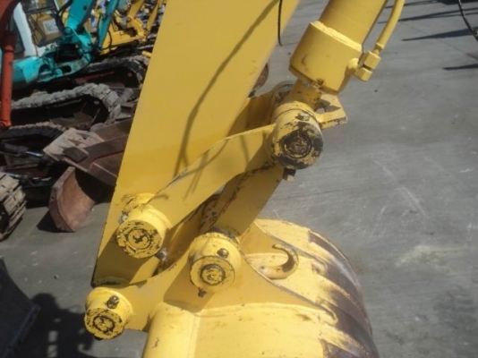 +++ขาย Komatsu PC 40-3 S/N 6701ปี 1984 เก่านอกญี่ปุ่น สภาพสวย พร้อมใช้งาน