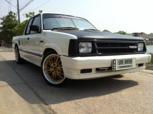 ขาย MAZDA B2500 1996 สภาพสวยๆ ขาย MAZDA B2500 1996 สภาพสวยๆ