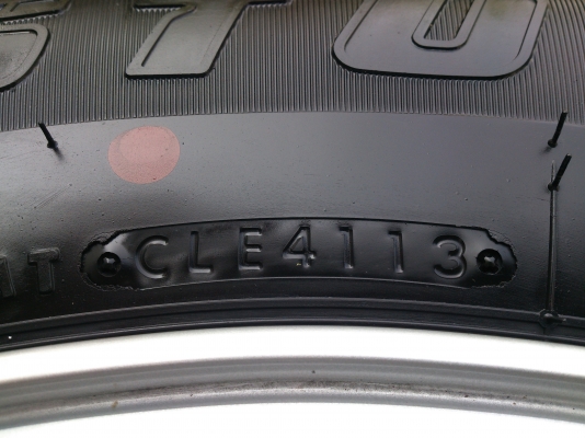 ขายแม็ก ALL NEW ISUZU ถอดป้ายแดงพร้อมยางบริสโตน 245/70R16 ยางสัปดาห์ที่41 ปี13 (ตุ่มหน้ายางยังมีอยู่) จำนวน 1 ชุด