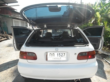 ขาย CIVIC 3 ประตู สภาพสวยแม็ก15 สวย วิทยุ CD แอร์เย็น เครื่อง1500cc สีสวยใหม่ทั้งคัน ซื้อไปใช้คุมค่า ขาย CIVIC 3 ประตู สภาพสวยแม็ก15 สวย วิทยุ CD แอร์เย็น เครื่อง1500cc สีสวยใหม่ทั้งคัน ซื้อไปใช้คุมค่า