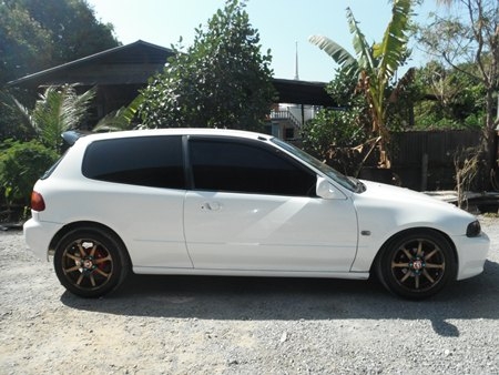 ขาย CIVIC 3 ประตู สภาพสวยแม็ก15 สวย วิทยุ CD แอร์เย็น เครื่อง1500cc สีสวยใหม่ทั้งคัน ซื้อไปใช้คุมค่า ขาย CIVIC 3 ประตู สภาพสวยแม็ก15 สวย วิทยุ CD แอร์เย็น เครื่อง1500cc สีสวยใหม่ทั้งคัน ซื้อไปใช้คุมค่า