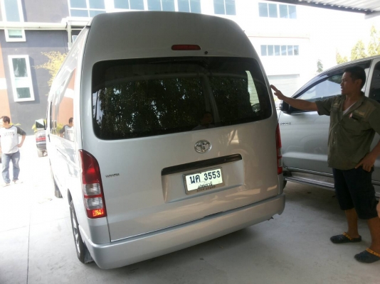 รถตู้ TOYOTA HIACE ปี 06 ราคา 650,000 บ.
