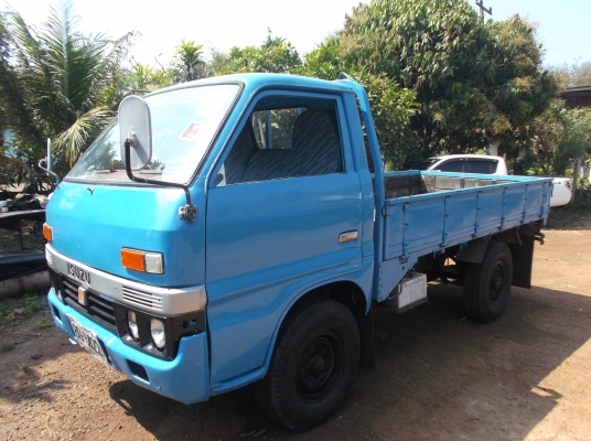ขาย 4 ล้อ ISUZU TL 85 แรงม้า