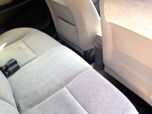 **240,000 บ.ต่อรอง**ขายรถเก๋ง TOYOTA VIOS VVTi 1.5E ปี49/06 เกียร์ธรรมดา ติดแก๊สLPG ลงเล่ม เครื่องแน่นดี ประหยัด ความร้อนปกติ ไม่โก่ง ล้อแม็ก ยางสวยภายในสวยครบ แอร์ กระจกไฟฟ้า หน้า-หลังเดิมไม่เคยชนหนักสีสันบางสวย พร้อมใช้งาน ทะเบียนเต็ม ราคาต่อรองได้เด้อ