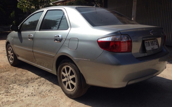 **240,000 บ.ต่อรอง**ขายรถเก๋ง TOYOTA VIOS VVTi 1.5E ปี49/06 เกียร์ธรรมดา ติดแก๊สLPG ลงเล่ม เครื่องแน่นดี ประหยัด ความร้อนปกติ ไม่โก่ง ล้อแม็ก ยางสวยภายในสวยครบ แอร์ กระจกไฟฟ้า หน้า-หลังเดิมไม่เคยชนหนักสีสันบางสวย พร้อมใช้งาน ทะเบียนเต็ม ราคาต่อรองได้เด้อ