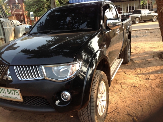 ขาย 425000 ไทรทรัน ปี08 สวยเดิมบาง รุ่นพิเศษ ใช้งานน้อย ขาย 425000 ไทรทรัน ปี08 สวยเดิมบาง รุ่นพิเศษ ใช้งานน้อย