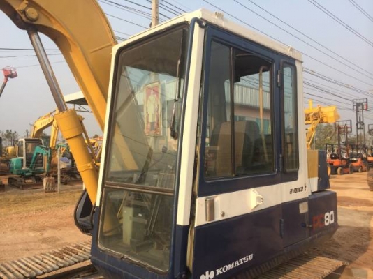 ขายรถขุด KOMATSU PC80-5 นำเข้าจากญี่ปุ่นแท้ๆ สภาพพร้อมใช้งาน (มีVDOให้ชม )สนใจติดต่อ 081-2990958 ครับ