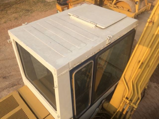 ขายรถขุด KOMATSU PC80-5 นำเข้าจากญี่ปุ่นแท้ๆ สภาพพร้อมใช้งาน (มีVDOให้ชม )สนใจติดต่อ 081-2990958 ครับ