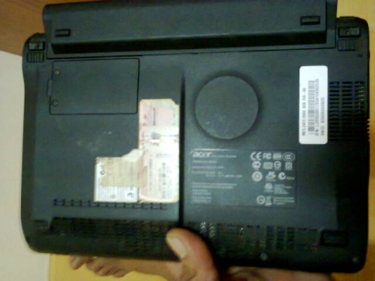 acer ASPIREone (หลุดจำนำใช้งานได้ดีไม่มีปัญหาใดๆ)+สายชาตร์-กระเป๋าครบ acer ASPIREone (หลุดจำนำใช้งานได้ดีไม่มีปัญหาใดๆ)+สายชาตร์-กระเป๋าครบ