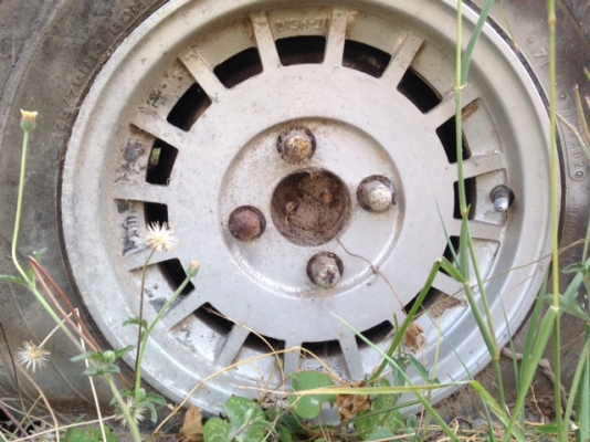 แม็ก 13x5-5.5-6-7 4/114 หลายชุดๆละ4000หมดทุกชุด แม็ก 13x5-5.5-6-7 4/114 หลายชุดๆละ4000หมดทุกชุด