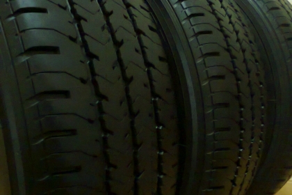 XCD 215R14  ปี11-12-13 ไม่ปะไม่บวมใช้ต่อไม่มีปัญหา (มาถูกขายถูก)มาแพงไปแรงครับ