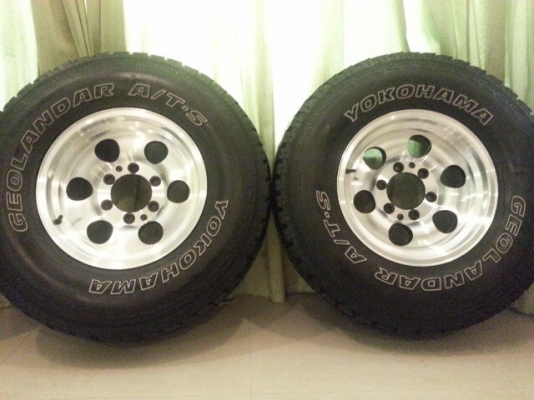 ขายล้อ offroad ขอบ 15 พร้อมยาง 31 at