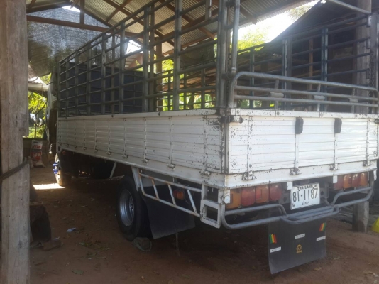 ขายด่วนหกล้อดั้ม HINO FC4J ยาว5.5เมตรสภาพเดิมๆพร้อมใช้งานจองโทร0801515451