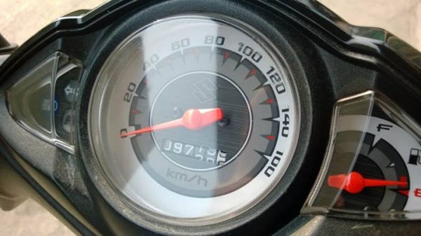 Skydrive 2013 สภาพสวยๆ วิ่งน้อยขายถูกๆ ต่อรองได้เยอะ ลดได้เป็นพัน Skydrive 2013 สภาพสวยๆ วิ่งน้อยขายถูกๆ ต่อรองได้เยอะ ลดได้เป็นพัน