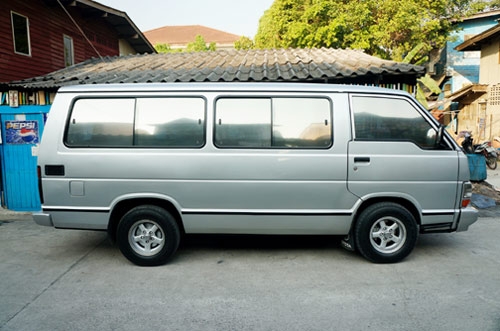 โตโยต้า ตู้ตาหวาน เครื่อง2L 2.5 cc พาวเวอร์ สภาพสวย