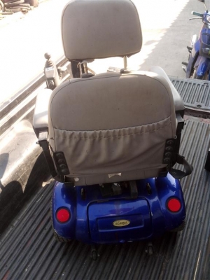 ขายวิวเเชร์ไฟฟ้าสำหรับผู้สูงอายุเเละคนพิการ ปรับช้าเร็ว ได้ครับ เก่านอก