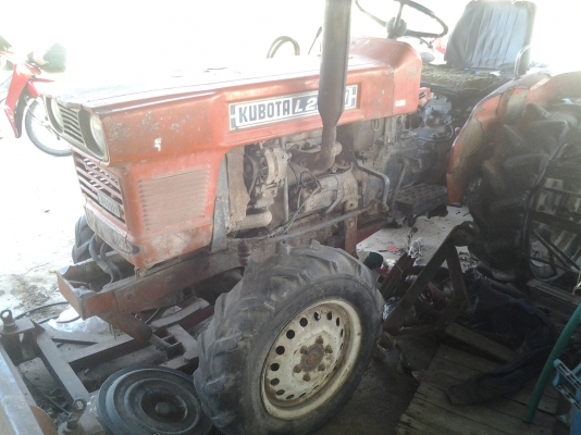 ขายรถไถ22แรงโฟวินขับเคลี่อน4ล้อตามสภาพมีพานหน้าลดเหลือ68000บาท ขายรถไถ22แรงโฟวินขับเคลี่อน4ล้อตามสภาพมีพานหน้าลดเหลือ68000บาท