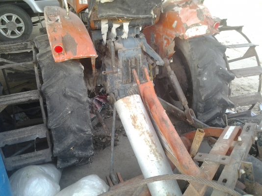 ขายรถไถ22แรงโฟวินขับเคลี่อน4ล้อตามสภาพมีพานหน้าลดเหลือ68000บาท ขายรถไถ22แรงโฟวินขับเคลี่อน4ล้อตามสภาพมีพานหน้าลดเหลือ68000บาท