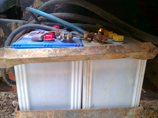 หกล้อ ISUZU เครื่องดี คัสซีสวย มีทะเบียนครบ