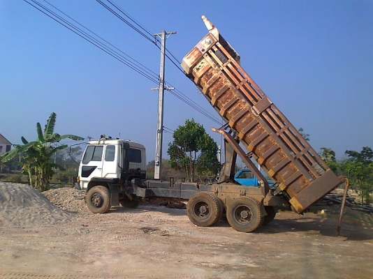 สิบล้อ MITSUBISHI FN527 MA -A28380 รถปี 36 195 แรงม้า