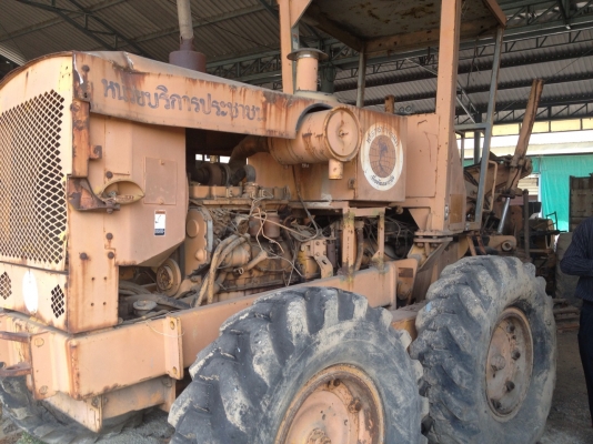 รถเกรด CHAMPION 710A