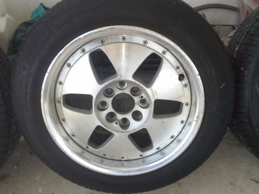 ขายล้อ15" ล้อjapan ฝาไม่มีครับ ขอบเลส พร้อมยาง 2012
