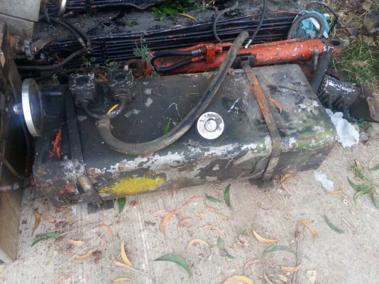 เฮี๊ยบพร้อมตัวคีบ