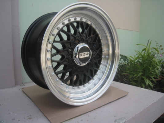 ลงรูปผิดครับ ลบไม่ได้ครับ