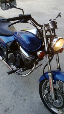 ขอขายมอไซค์คู่ใจสักคันครับ ขอขายมอไซค์คู่ใจสักคันครับ