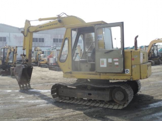 รถบคโฮ โคมัตสุ PC60-2 รถญี่ปุ่น รถสวยๆ พร้อมใช้งาน Komatsu pc60-2 รถบคโฮ โคมัตสุ PC60-2 รถญี่ปุ่น รถสวยๆ พร้อมใช้งาน Komatsu pc60-2