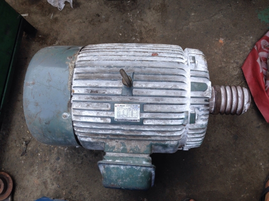 ขายมอเตอร์ TECO 50 HP. 380V สภาพสวย วิ่งนิ่ม(ในรูปเลอะฝุ่นแป้ง)ฝาหลังผุนิดหน่อย พร้อมใช้งาน ขายมอเตอร์ TECO 50 HP. 380V สภาพสวย วิ่งนิ่ม(ในรูปเลอะฝุ่นแป้ง)ฝาหลังผุนิดหน่อย พร้อมใช้งาน