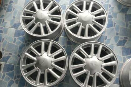 สั่งจัดหา-ซื่้อขายแล้ว พร้องส่งร้านสุพจน์การยางกาฬสินธุ